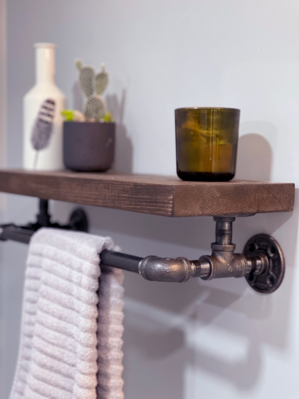13-MASTER-BATHROOM-DETAIL-2.jpg