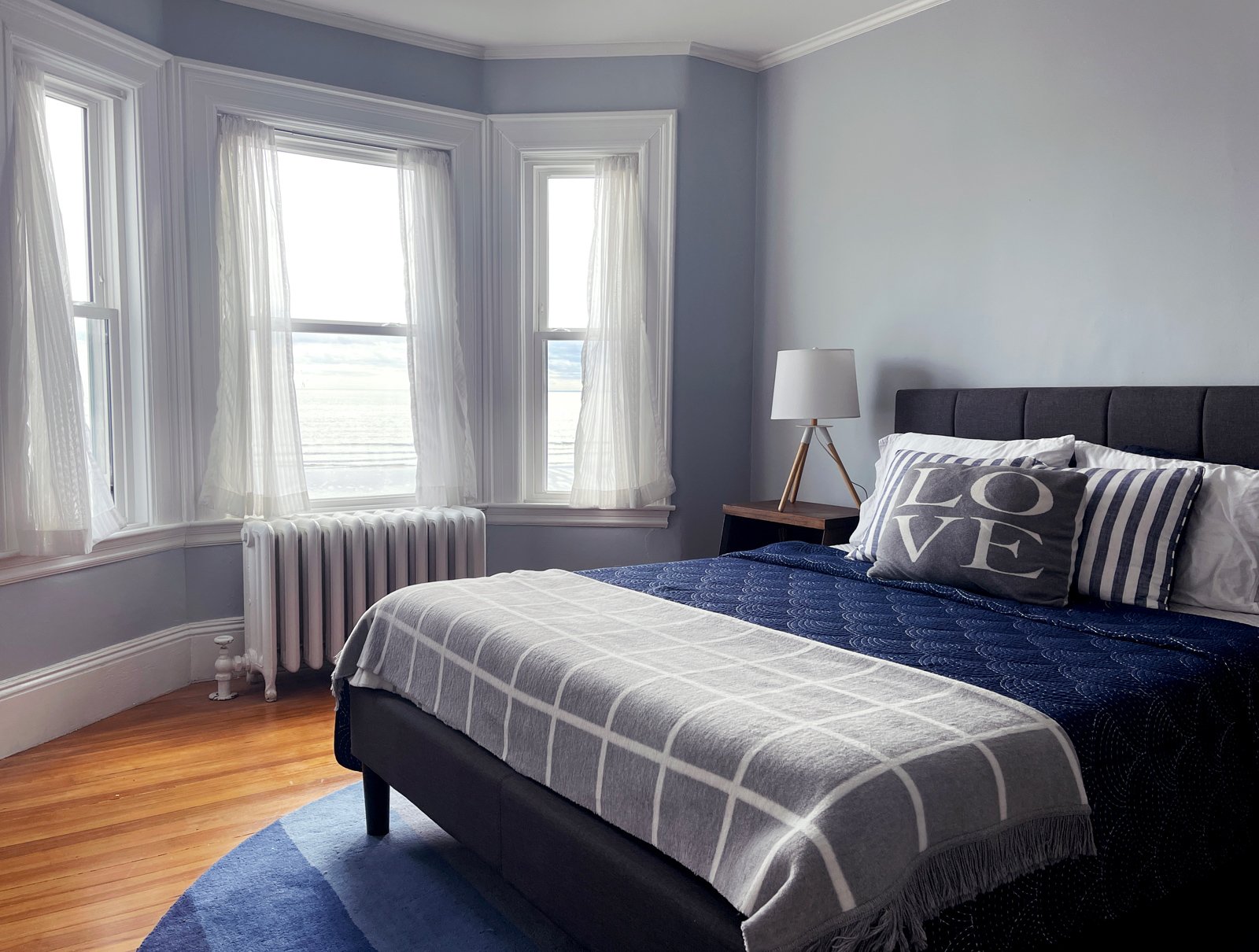 18-FRONT-BEDROOM-4.jpg