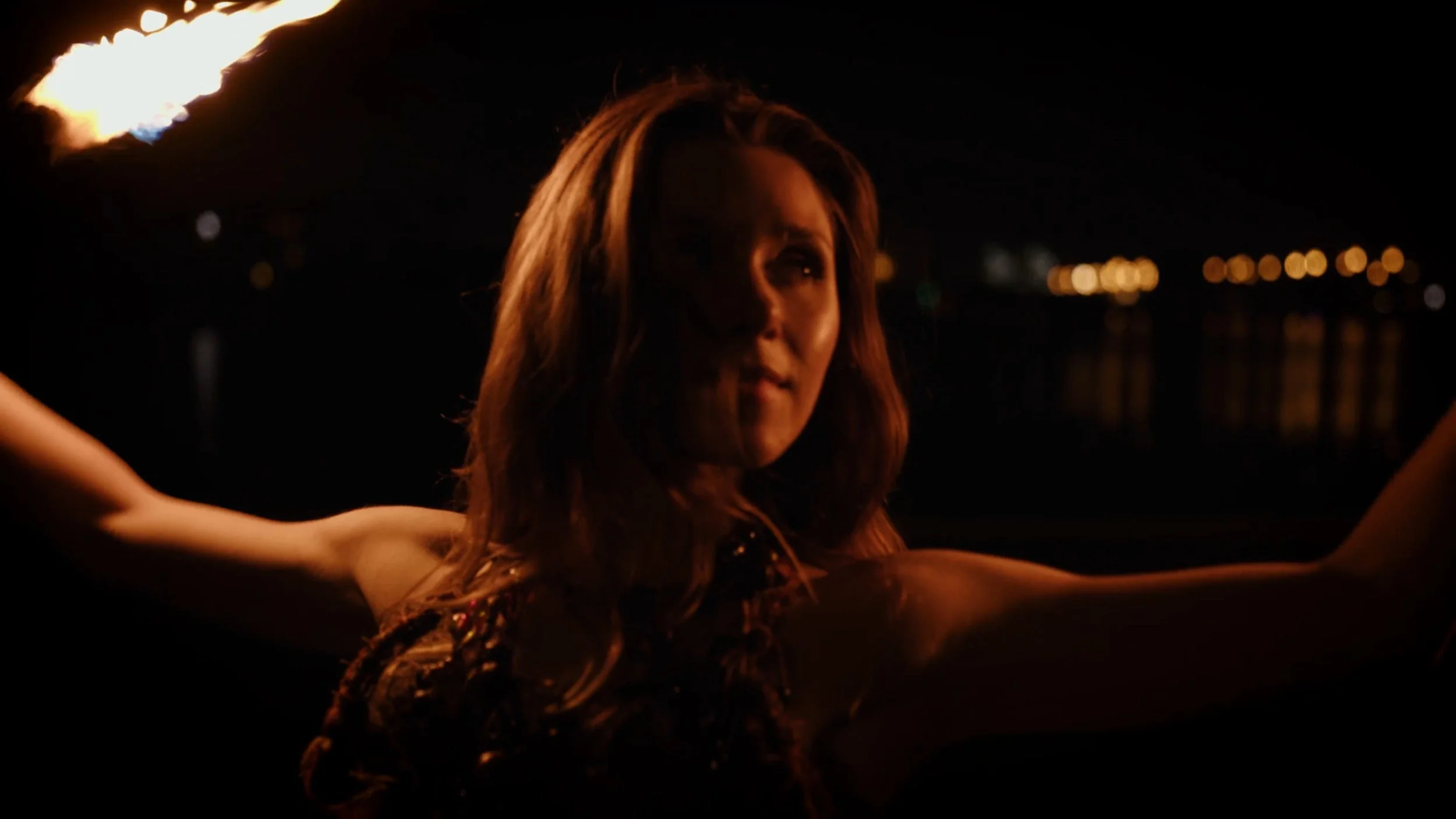 BABE MAD LOOK SIDE_1.78.1.jpg