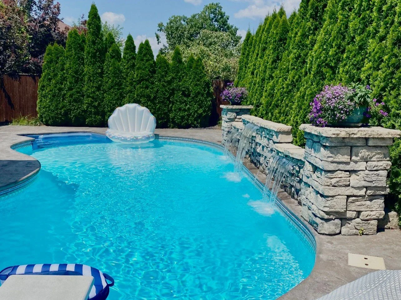 Backyard photo from seller_1.jpeg