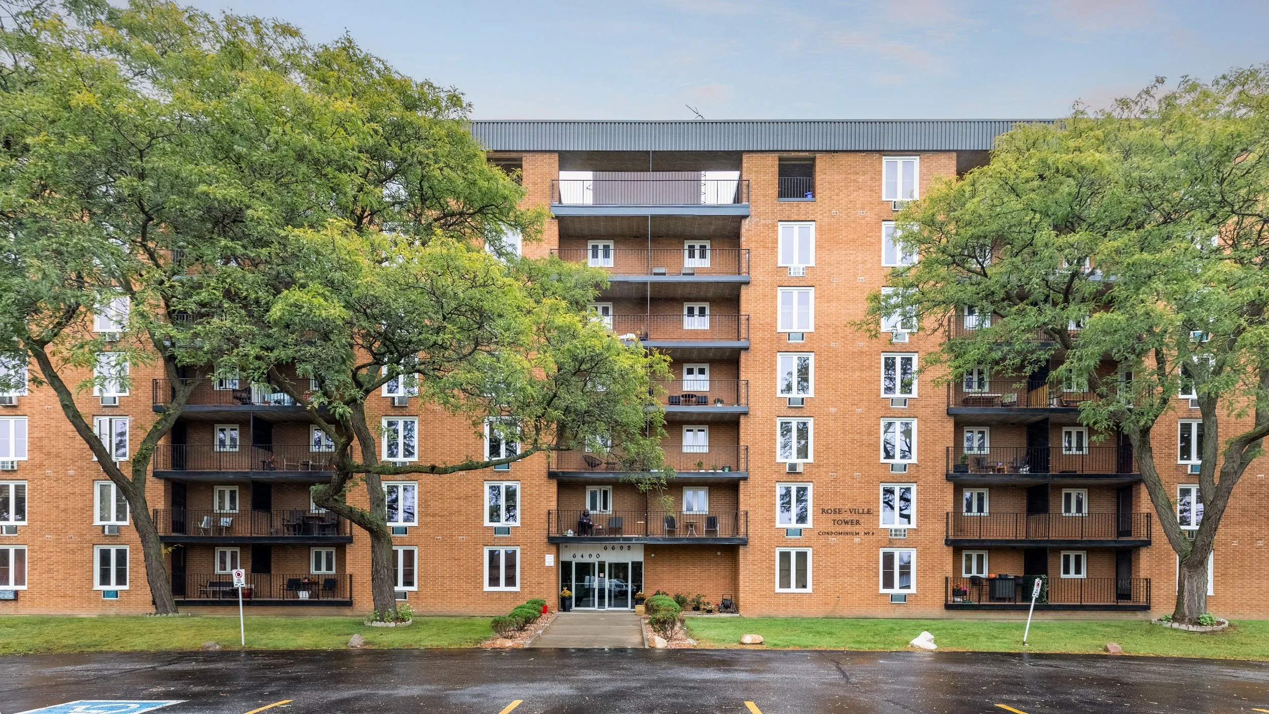 6548 Thornberry Crescent