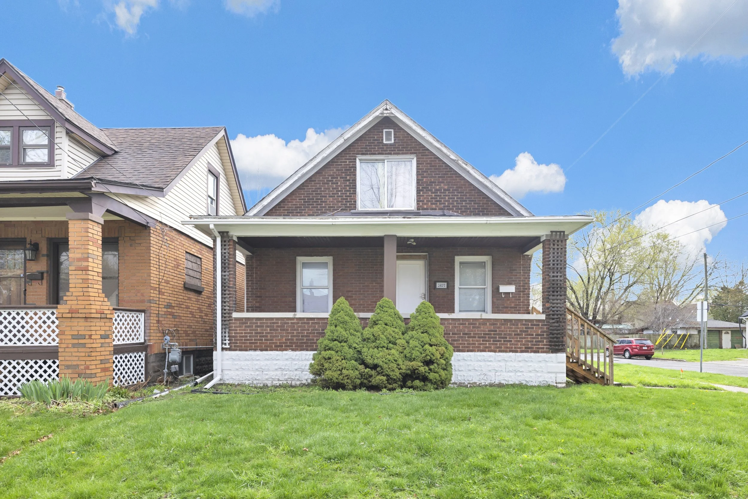 3497 Peter Street