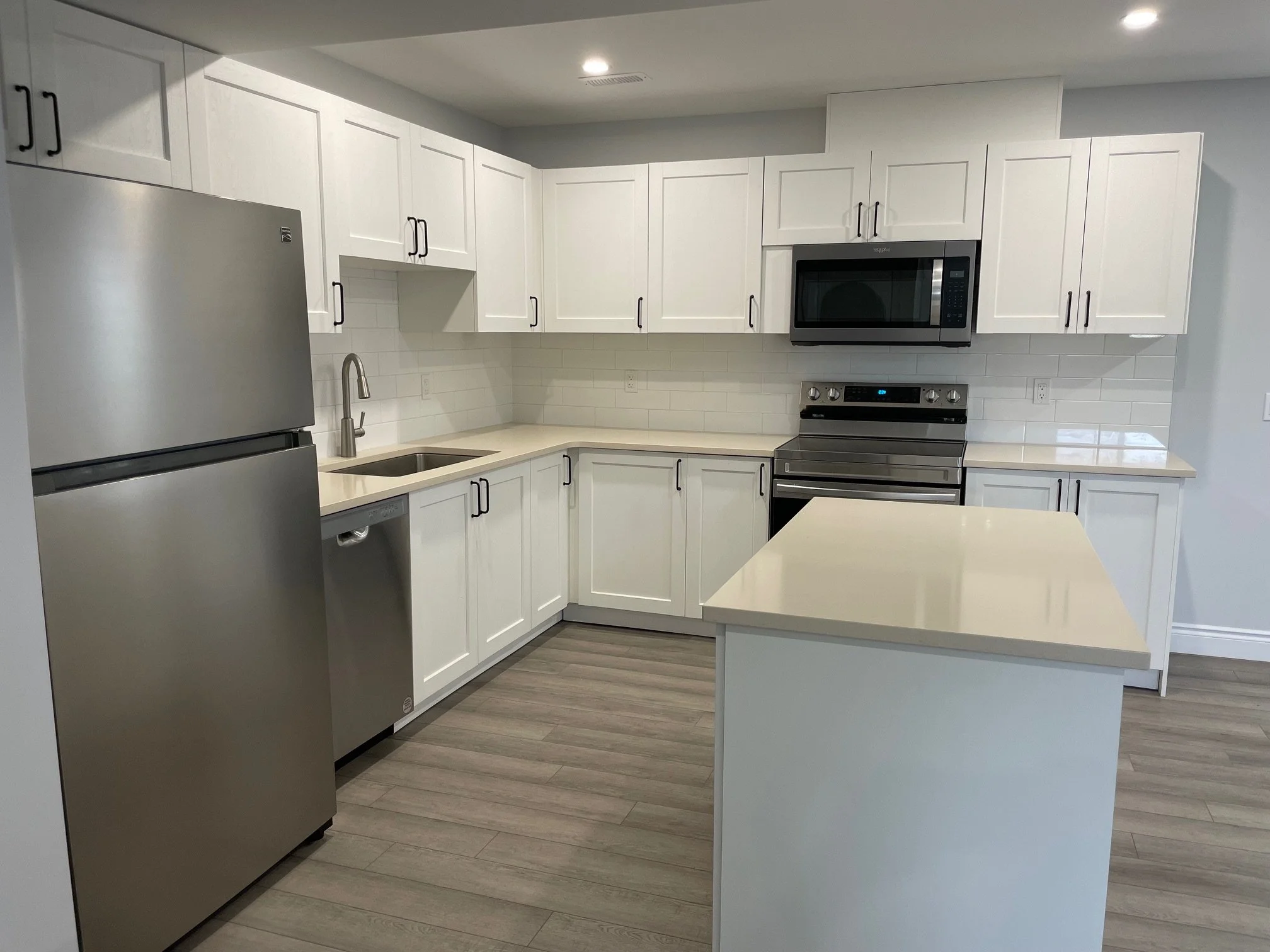 kitchen b.jpg