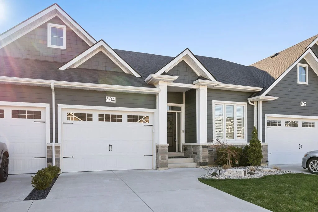 404 Matese - Front of House.jpg