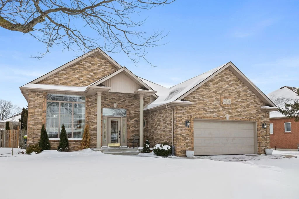 4616 Tournament - Front of House.jpg