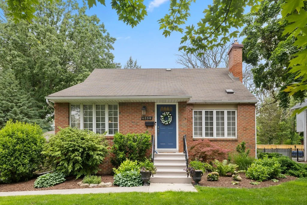 4256 CASGRAIN