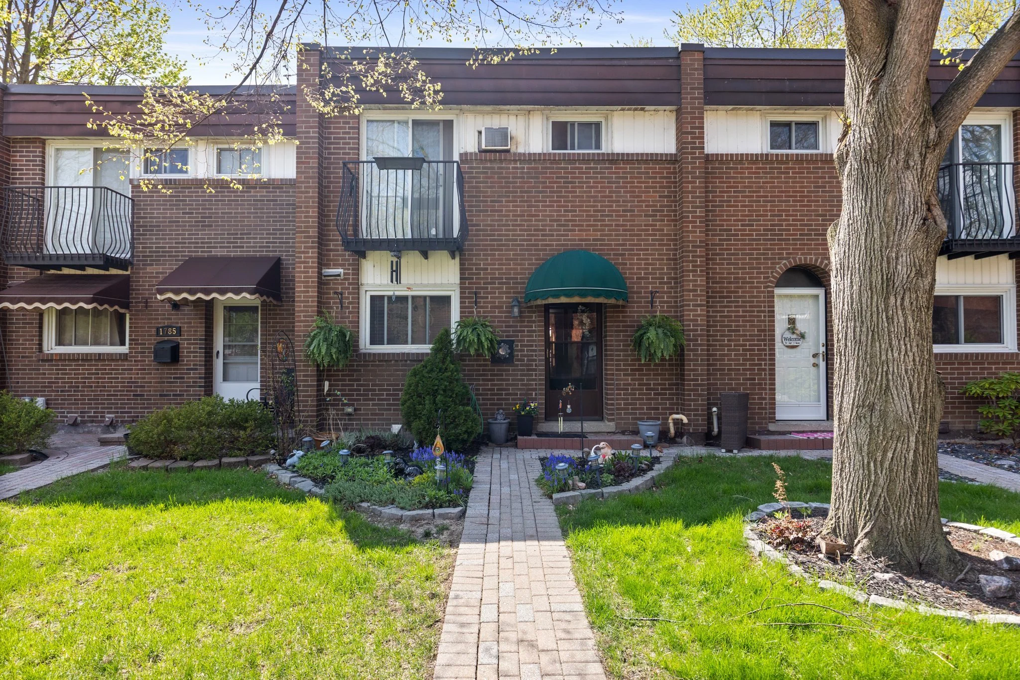 1783 East Gate Estates Unit 28 - Front of House.jpg