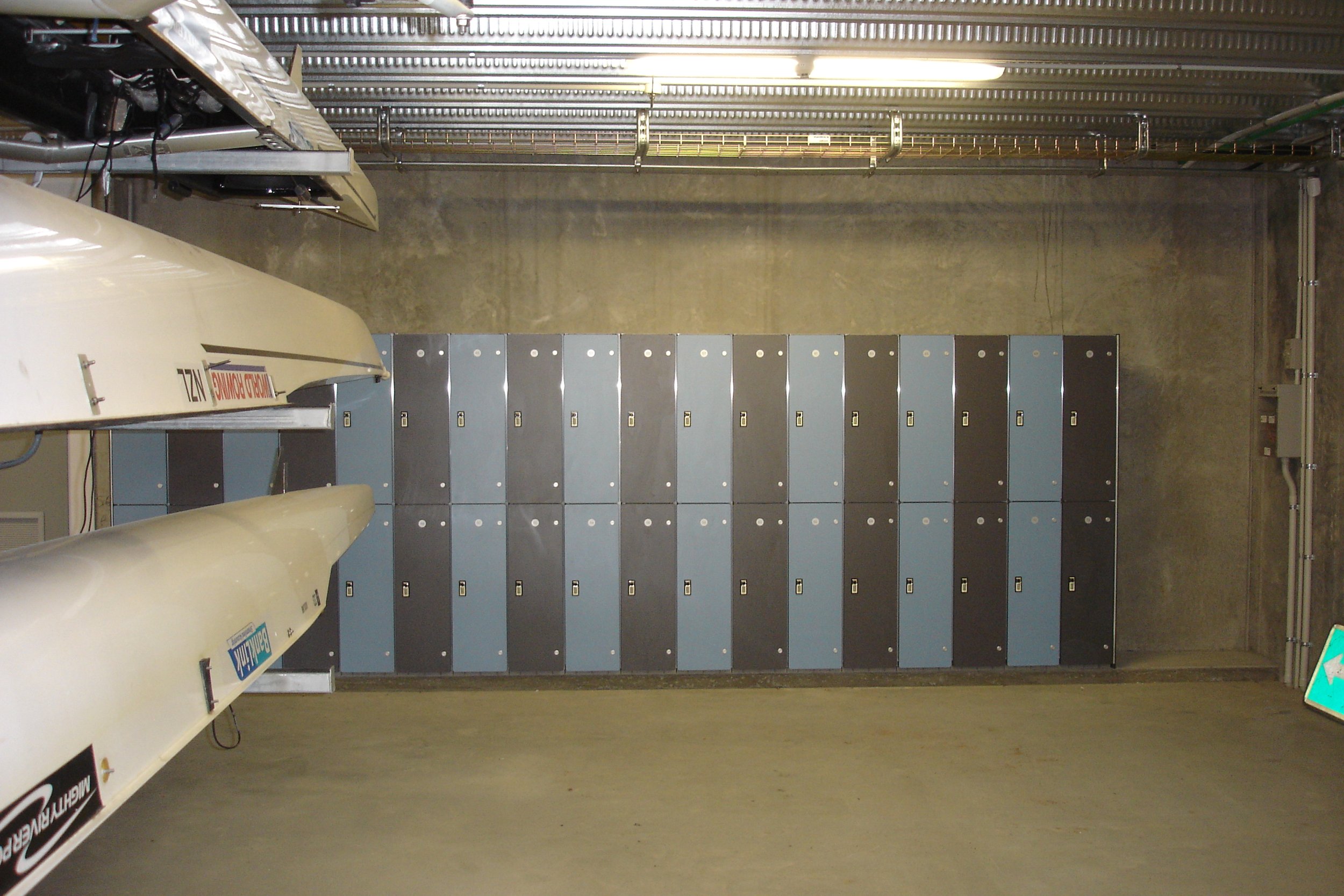 Lockers - Marathon.JPG