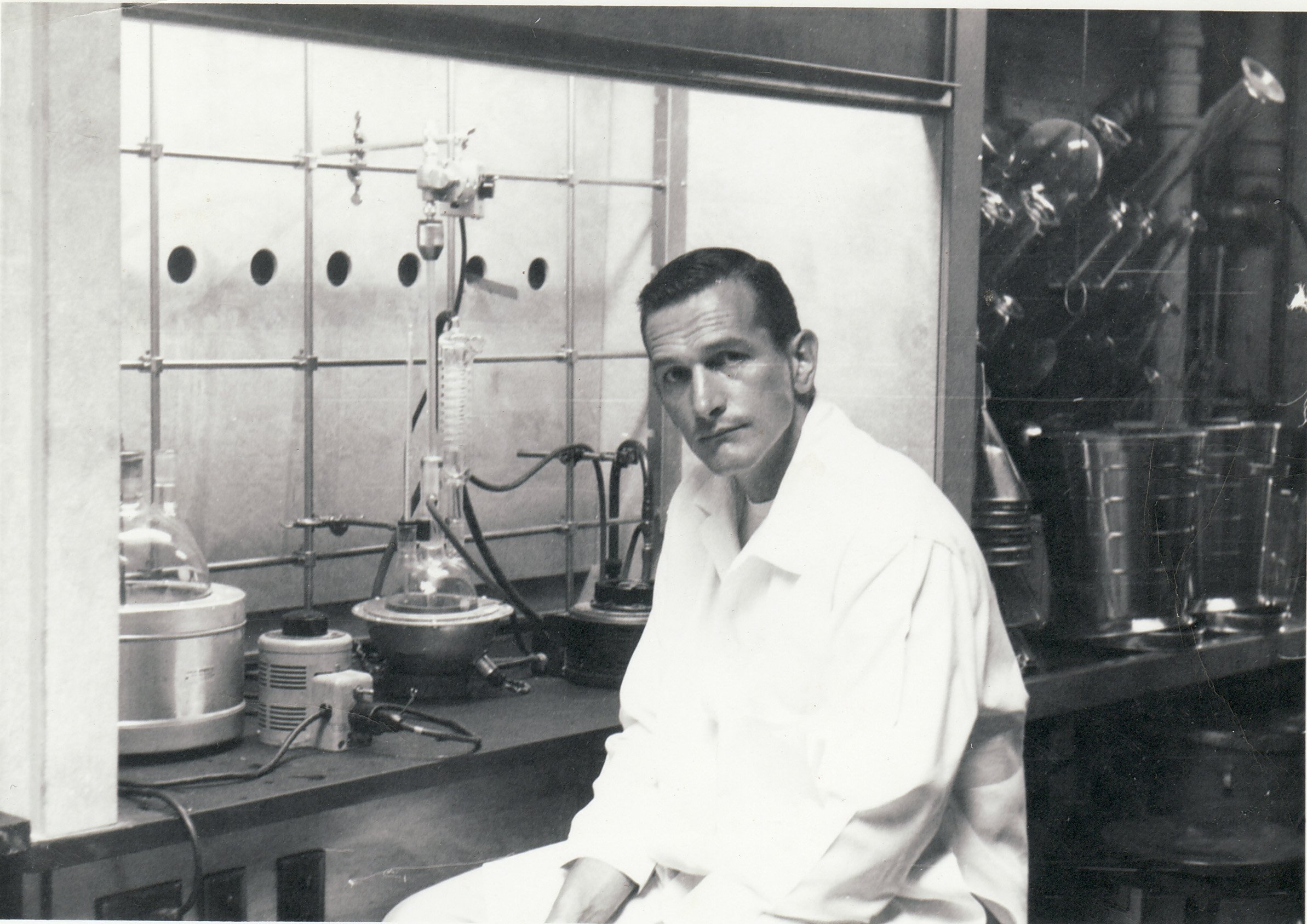 Gene Rondenet in the lab