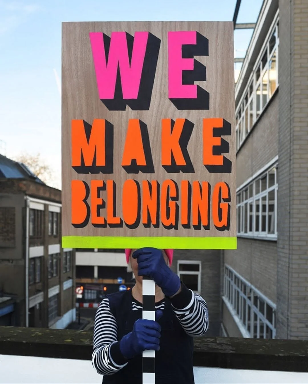 GOLD COAST FRIENDS ON BUNDJALUNG COUNTRY! I have the honour of being a part of this glorious event in my hometown this Friday night, and you&rsquo;re invited to join us!
All details below.

🩷❤️🧡💛💚

Repost &bull; @everybody_now 

Belonging is more