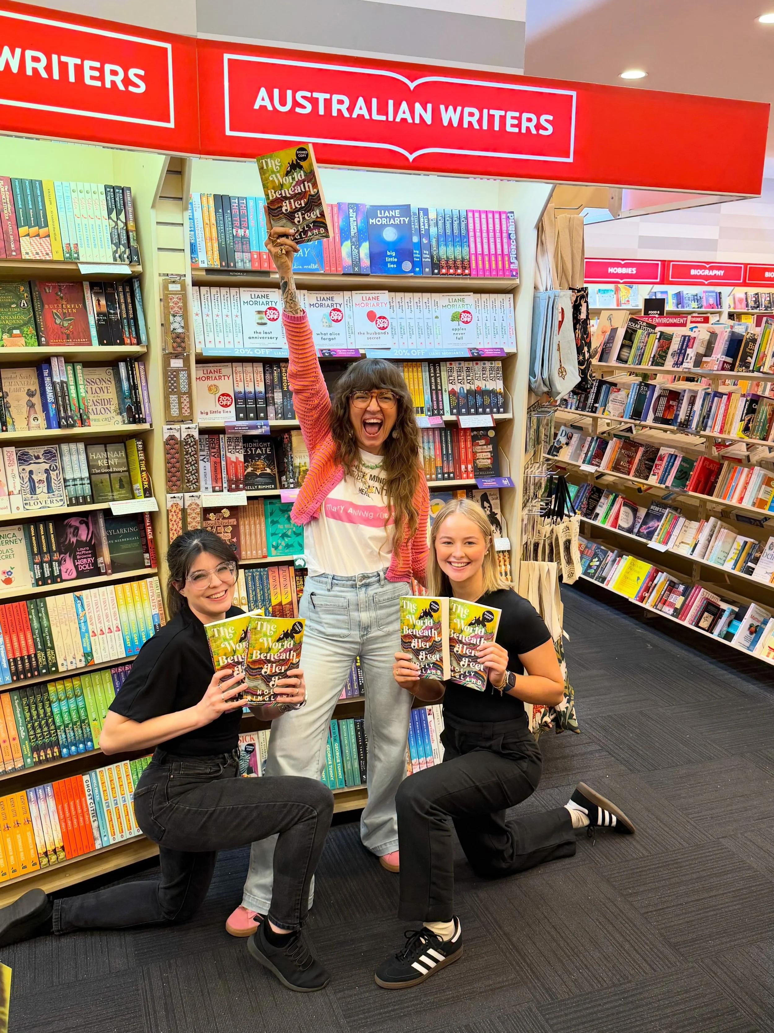 PUBLICATION DAY SHENANIGANS!! Visiting @dymocksbooks Chermside and Queen St Mall with the wondrous @tickety.boo to sign some copies of Maggie, being led some of the way by a magpie (!!) and forming girl bands with Bree and Sophie (The Chermberries) a