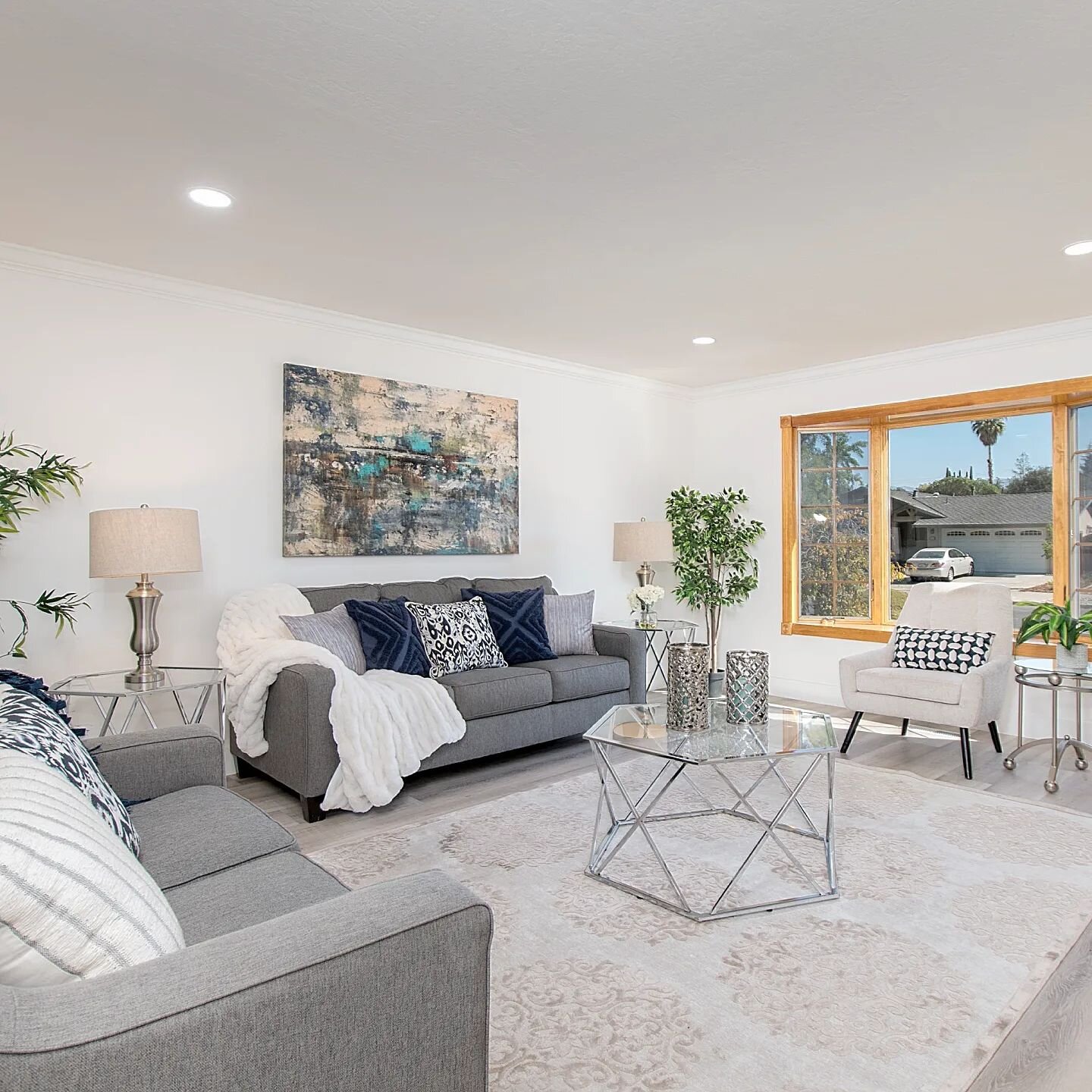 Available now- 3997 Lemoyne Way Campbell 95008!

#365staging #staging #stager #homestager #homestaging #realestate #realestateagent #realestatestaging #realestatestager #listingagent #listing #milliondollarlisting #siliconvalleyhomes #siliconvalleyst