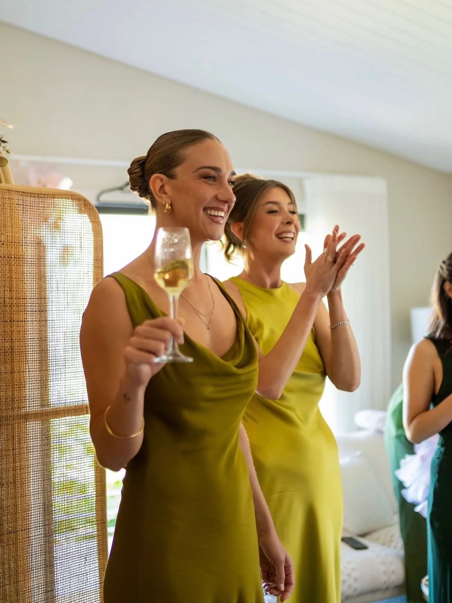 POV your girls hyping you up on the best day of your life so far 🤍 

@auntylouu 
@thebeautyroom.bybritt 
@kangaroovalleybushretreat 
@styledxalexia 
@foreverfilmsx 
@marry_me_nicky