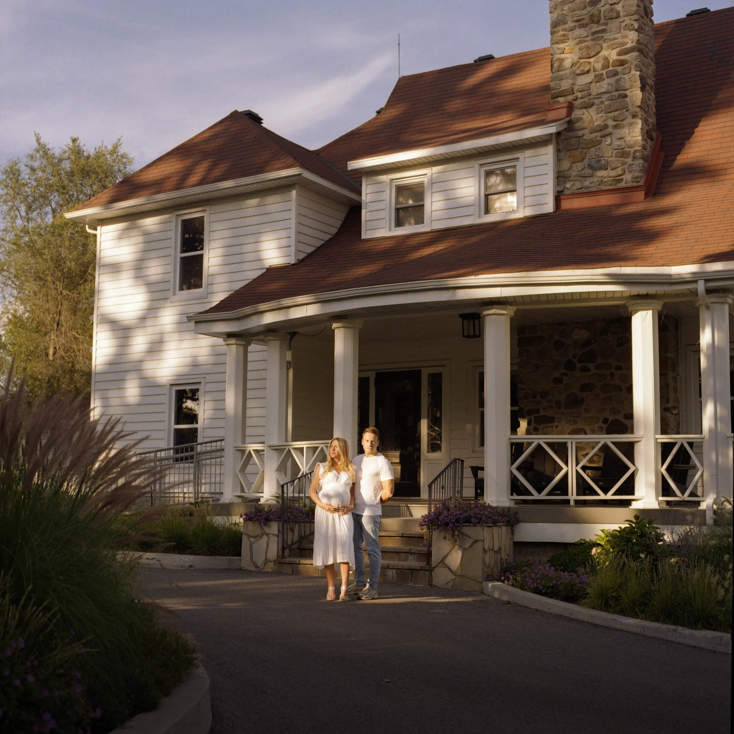 2025 August, Britnee Maternity shoot, GOLD200 Hasselblad 500CM 1-untitled.jpg