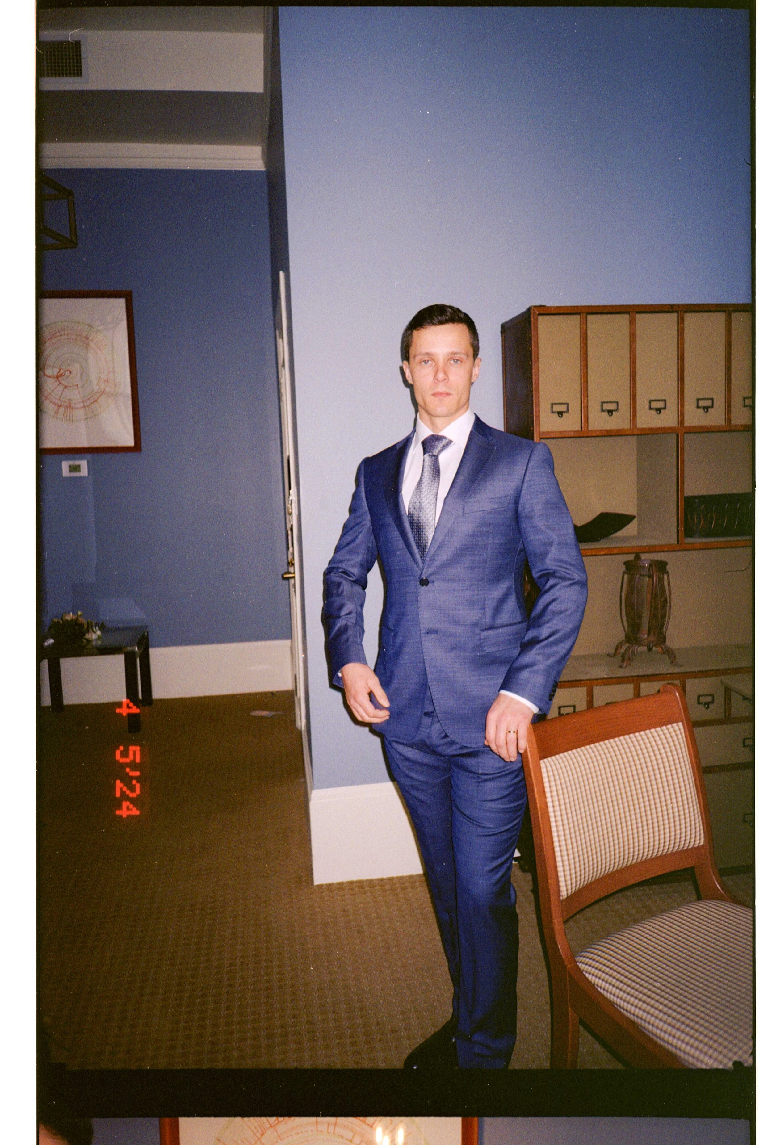 148GOLD200 FUJI TIARA May 2024 ndrew & Caroline wedding 7.jpg