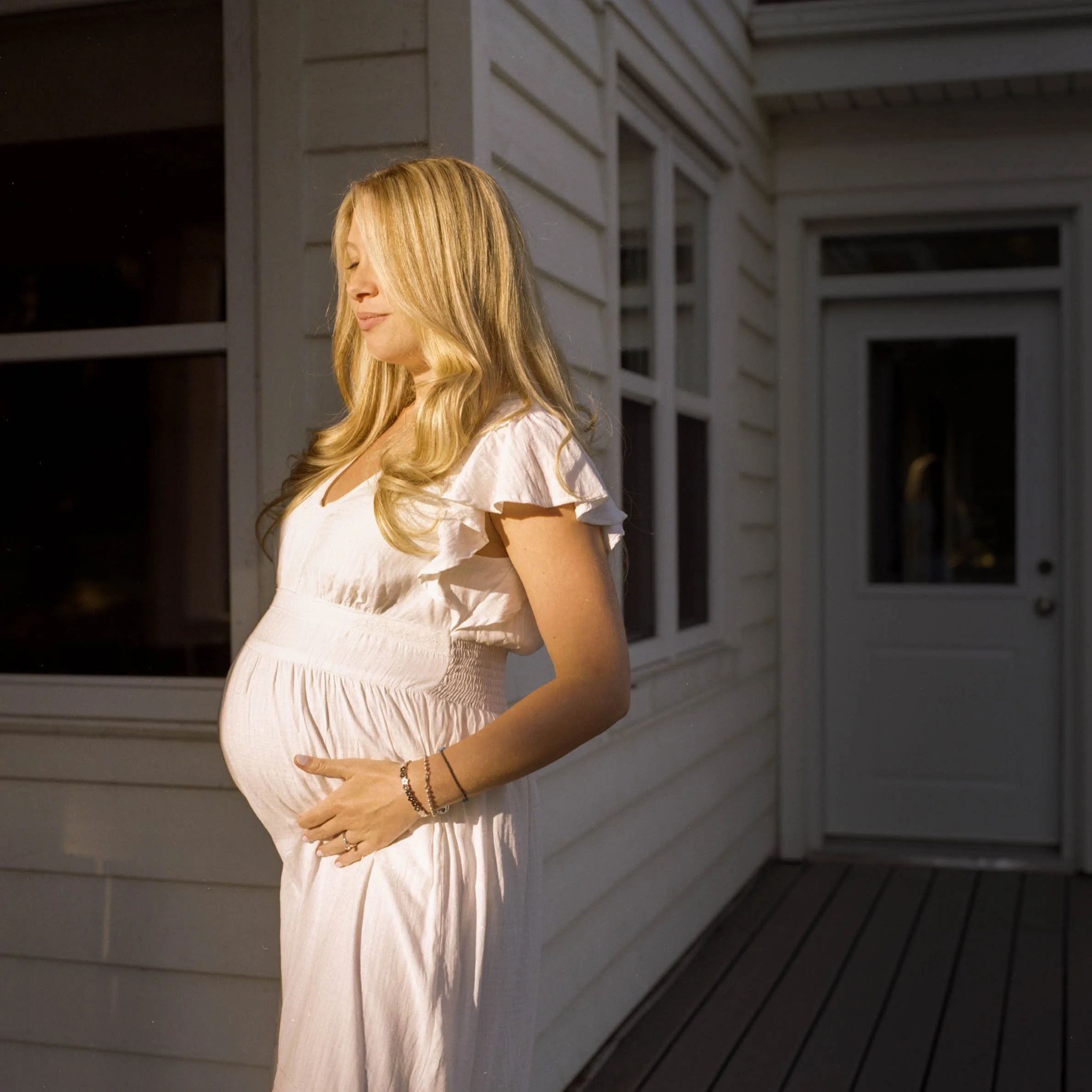 2025 August, Britnee Maternity shoot, GOLD200 Hasselblad 500CM 2-untitled.jpg