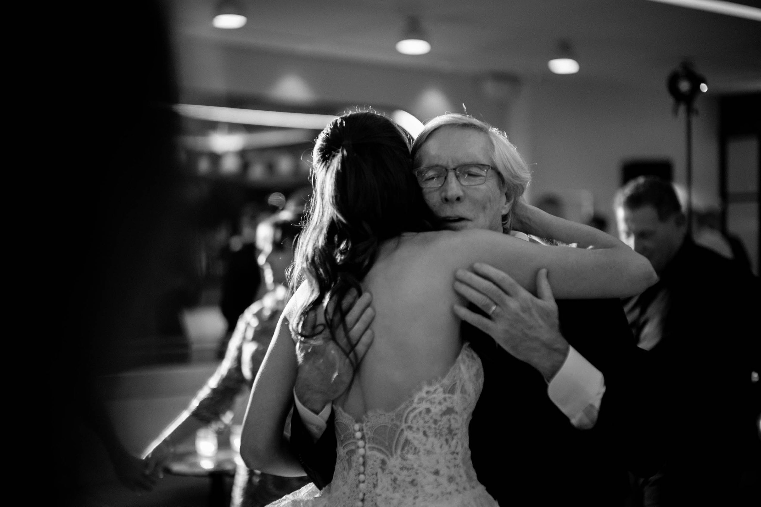 411-1ST03053-Lisa & Brendan.jpg