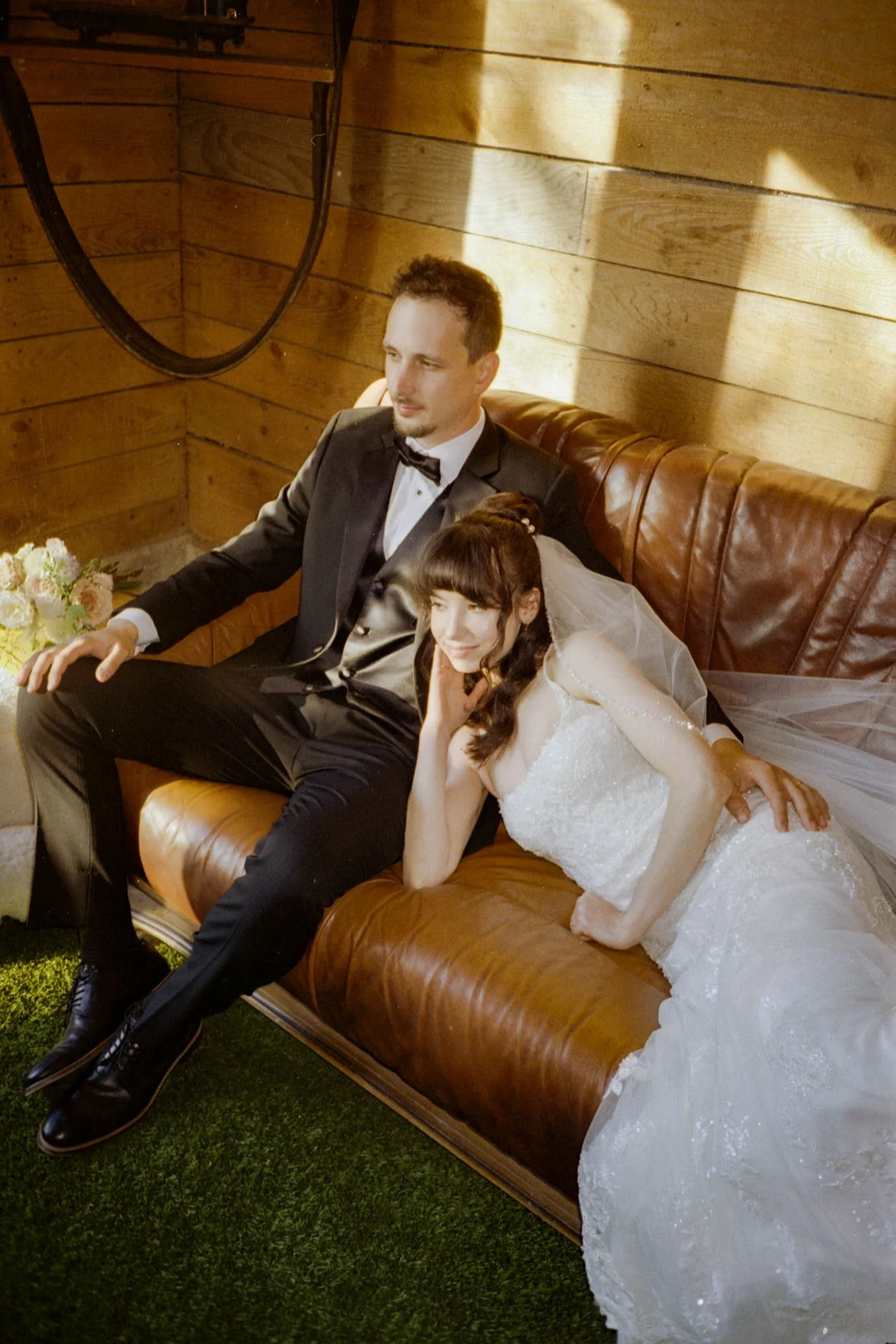 547-Jennica & Matt Kodak Gold 200, Fuji Tiara II 13-untitled.jpg