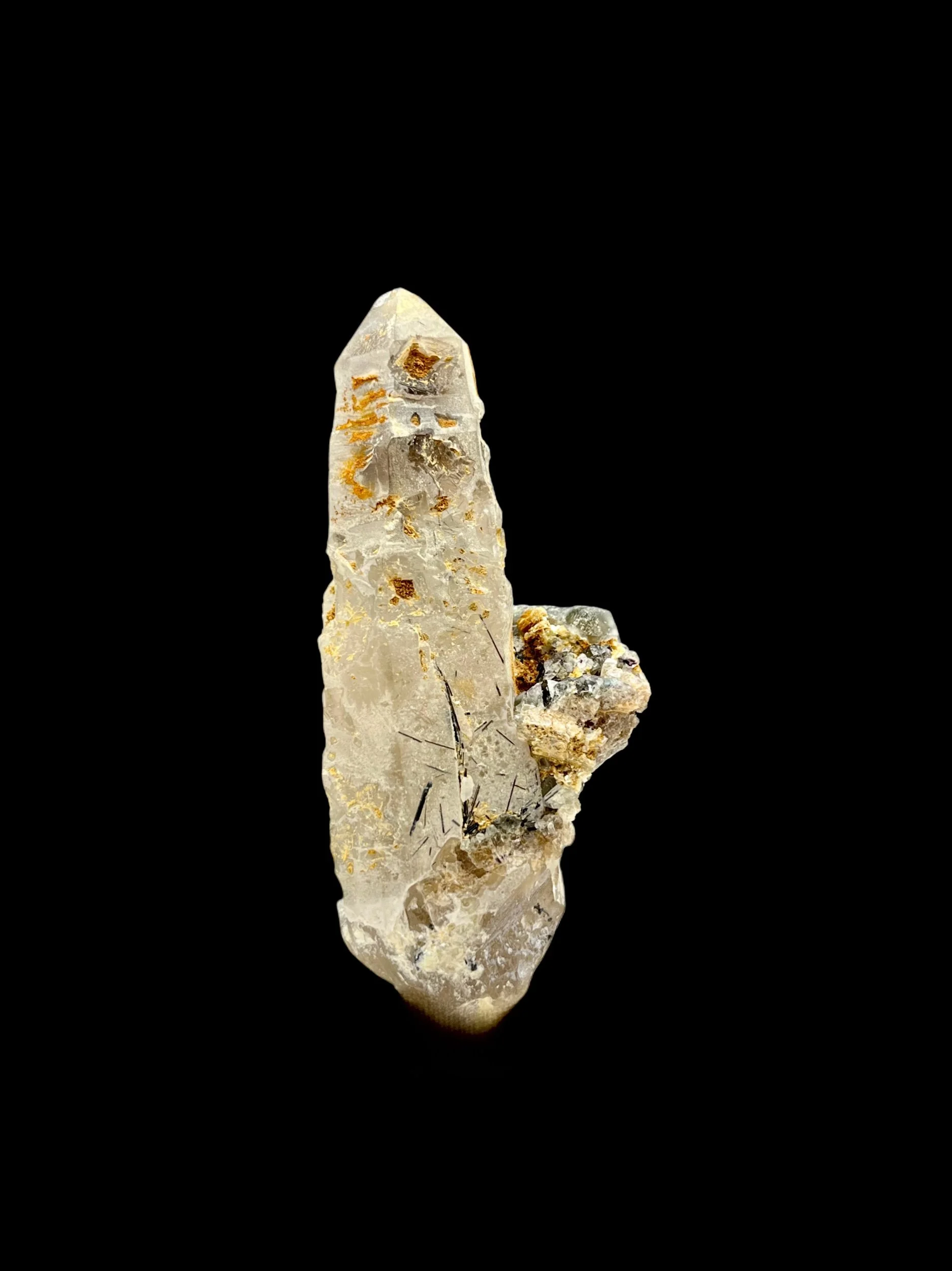 quartz tourmaline hyalite opal fluorite Erongo Namibia UV reactive crystal green blue fluorescence specimen