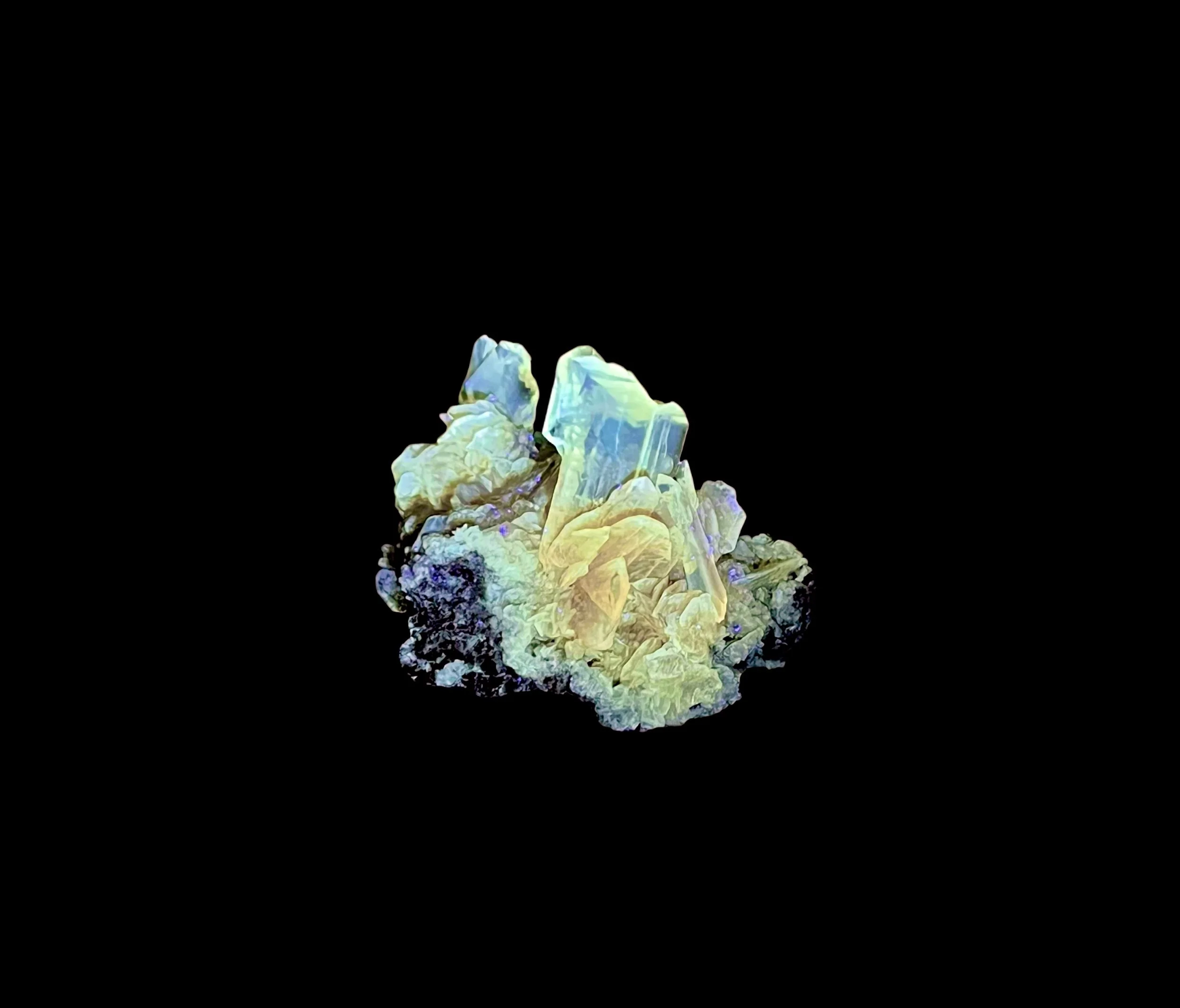 fluorescent golden Selenite crystals from Salinas de Otuma Peru