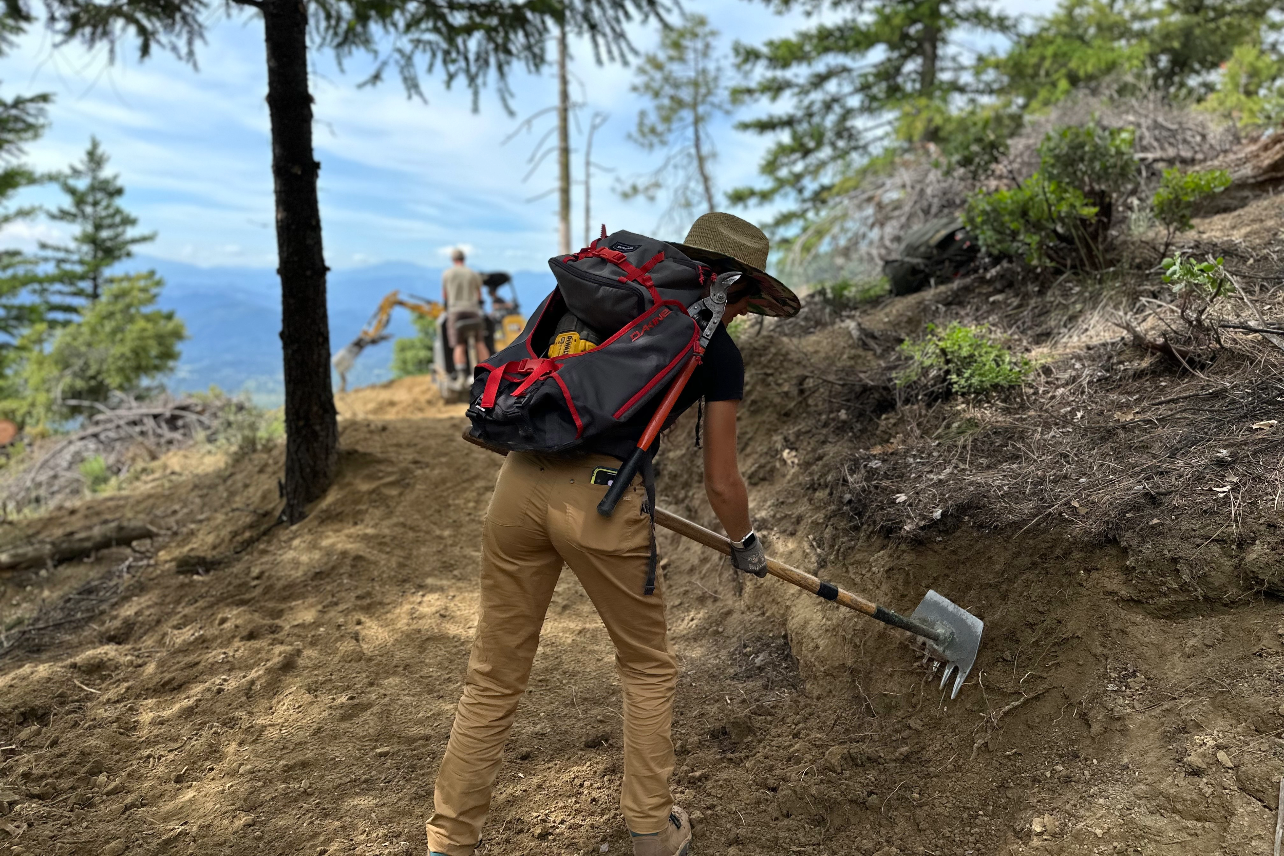Field Test: Dakine 25L Builder Pack on a 5-Mile Trail Build Project