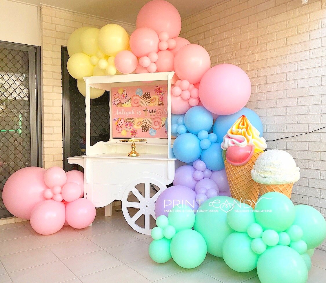 Print+Candy+Ice+Cream+party+package+with+candy+cart%2C+balloons+and+props.jpg