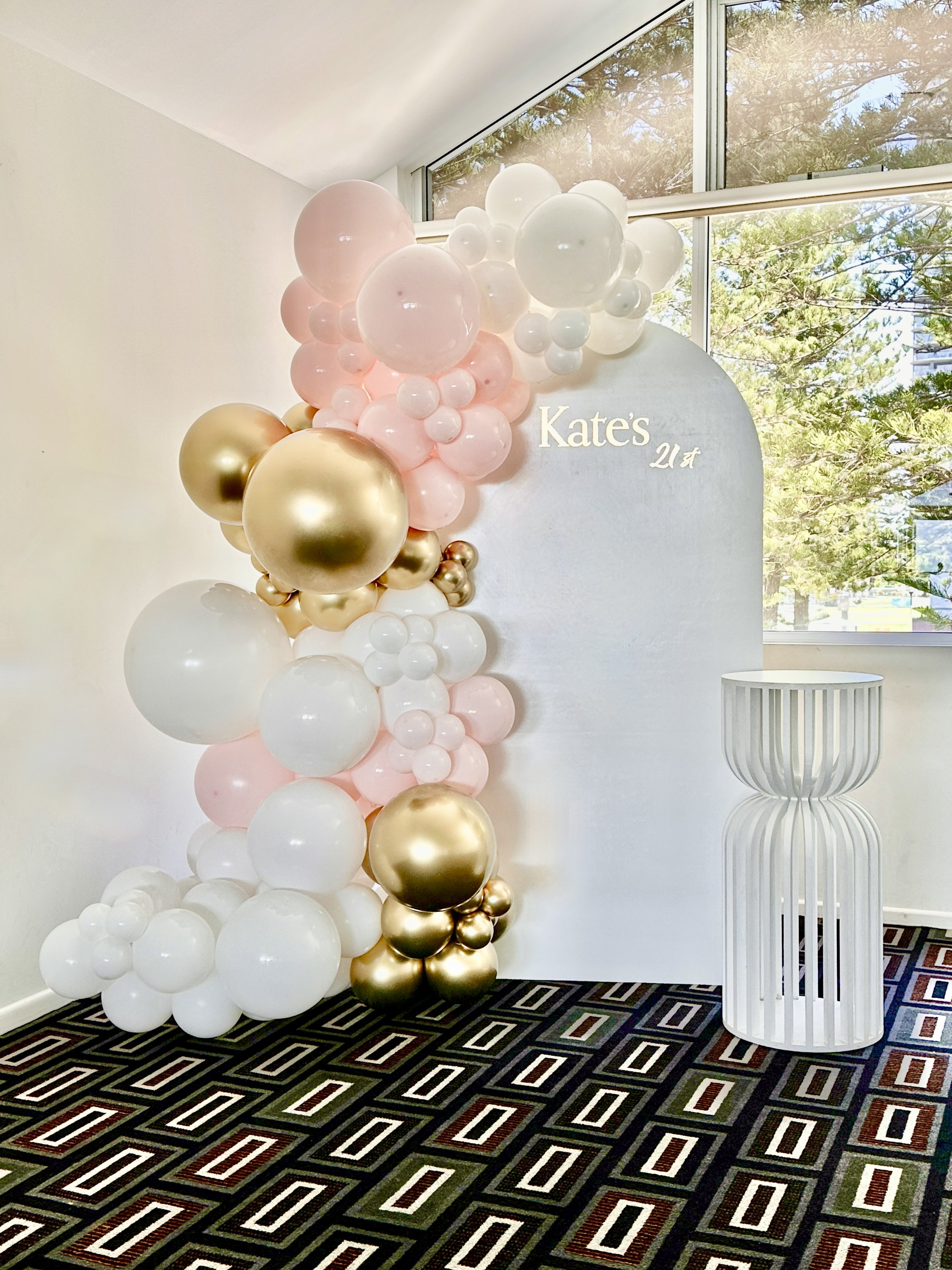 Kate's 21st white arch backdrop, personalisation and Lafayette Cake Plinth.JPG