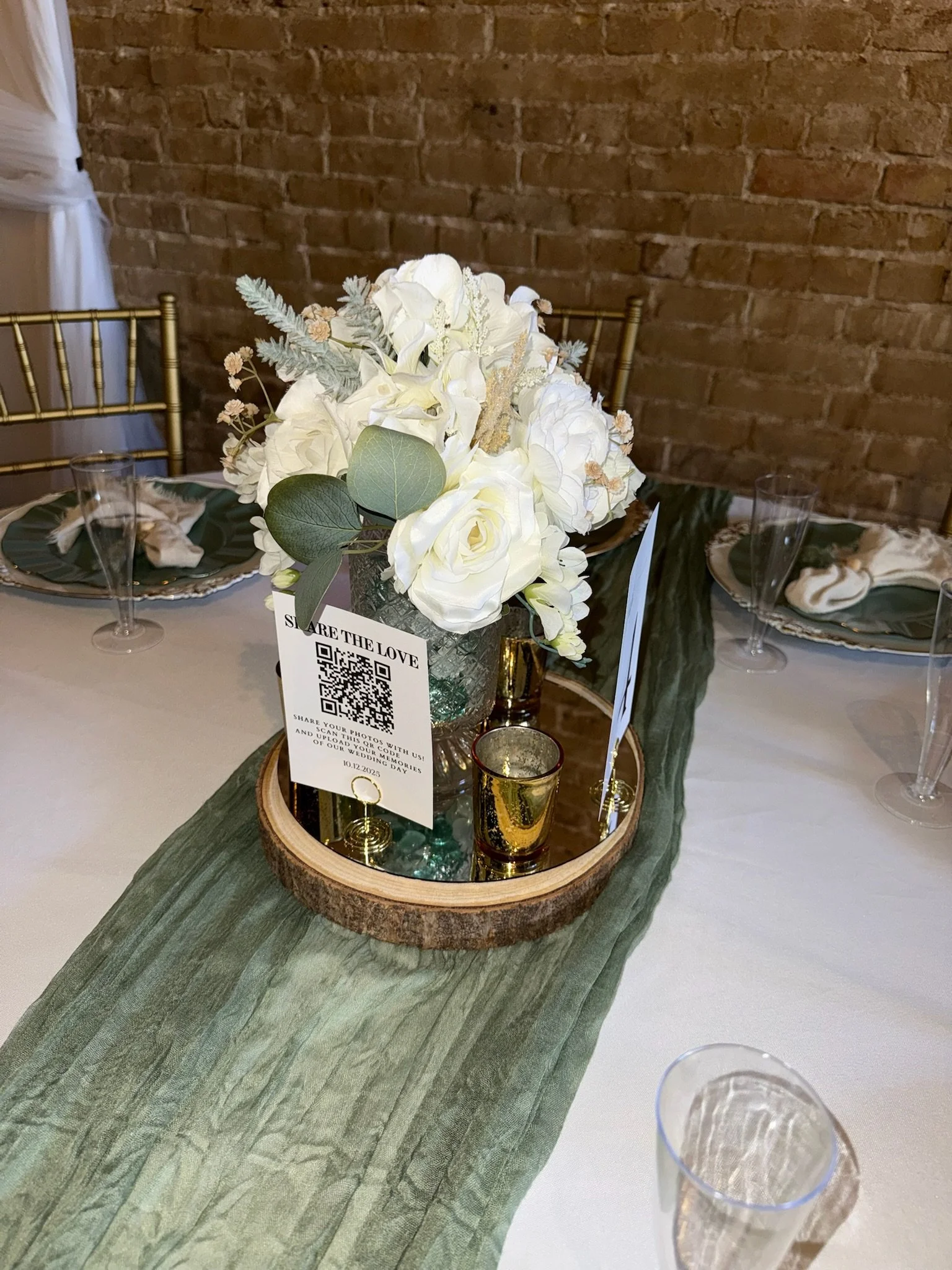 Elissa and Michael Centerpiece.JPG