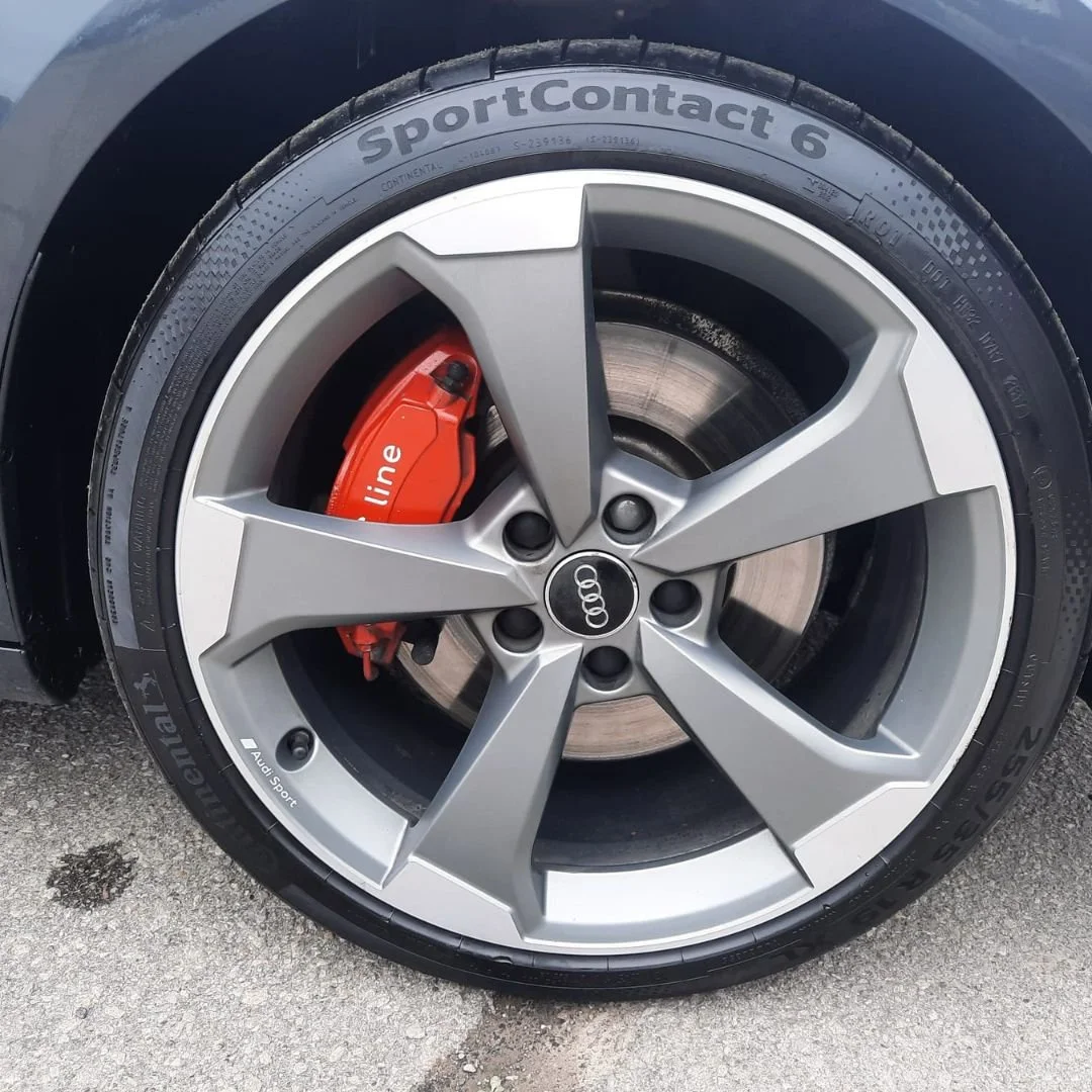 Audi Tire Shine and Rim Cleaning