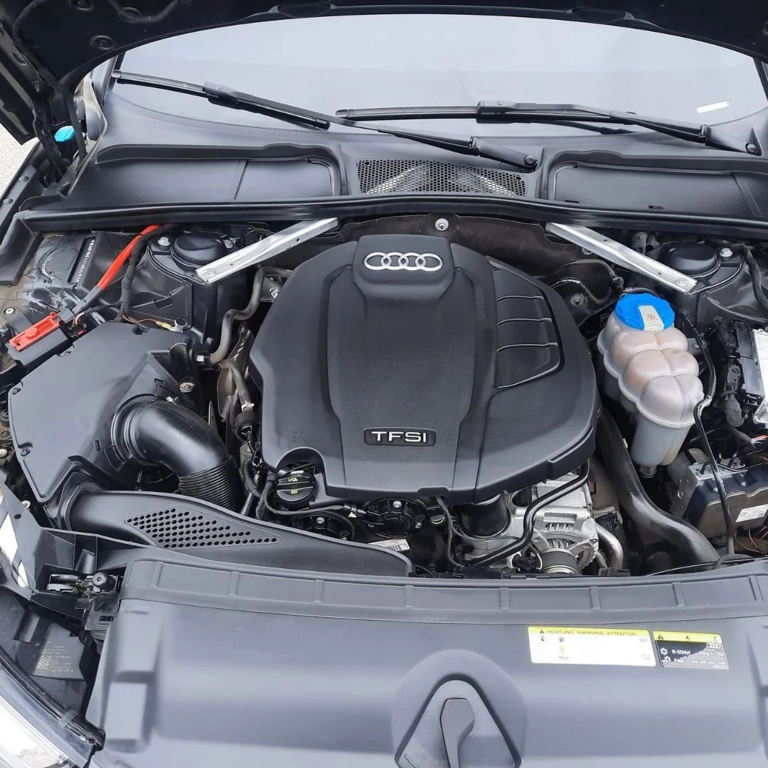 Audi Engine Shampoo with Full Detail