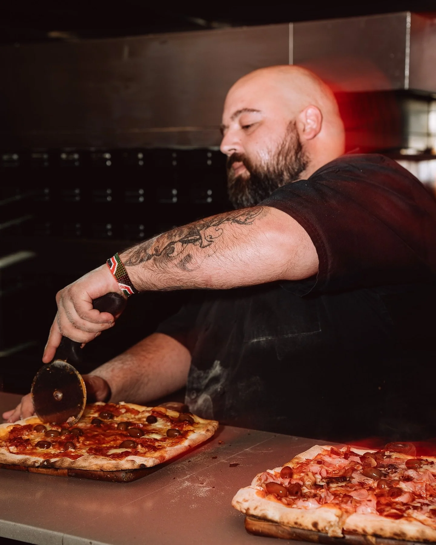 At The Last Piece, we treat every pizza we make as its own work of art 🤌🇮🇹

Delivery also available via @ubereats_aus