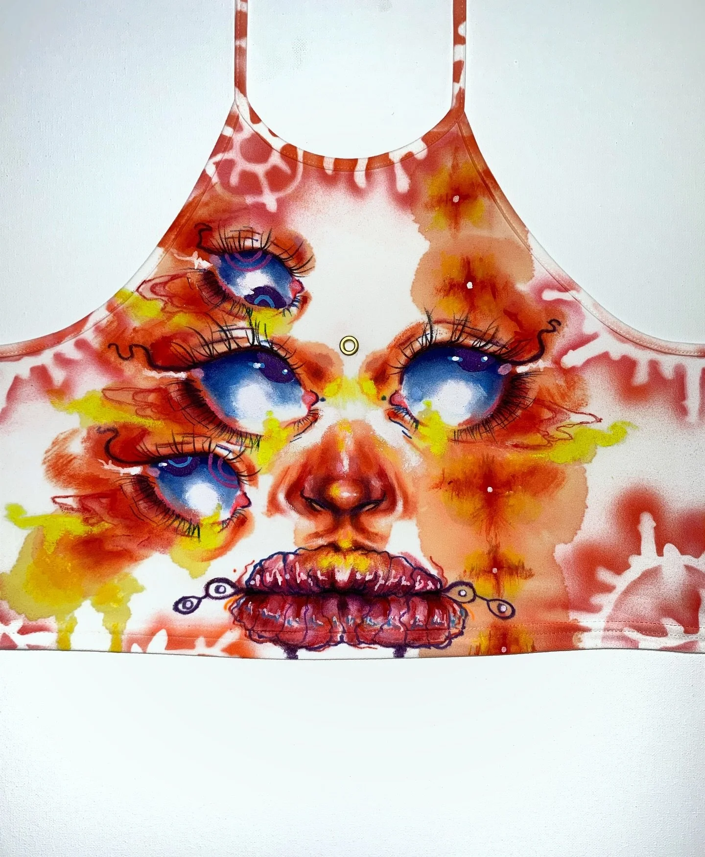 Sunburst 

The last lil baby standing 😭😌 

This one is a lil special to me at the moment because not only does it have GLOW IN THE DARK. Elements , but the eyes change to pink when heat is applied .

Shoutout to @culturehustle for that one 

If you