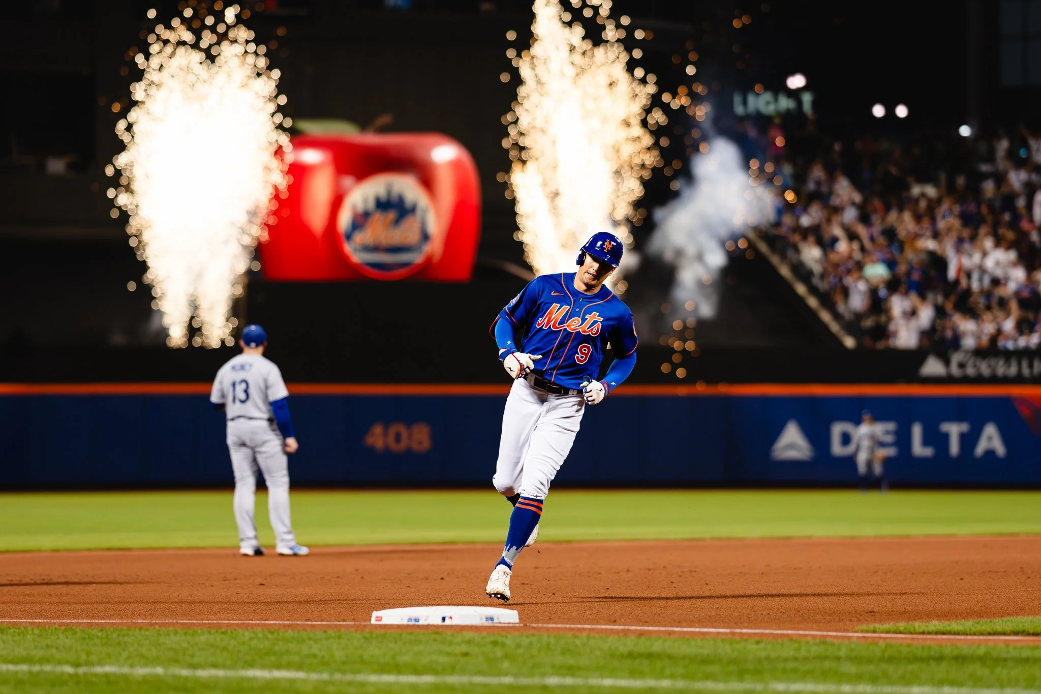Brandon Nimmo of New York Mets hits home run.