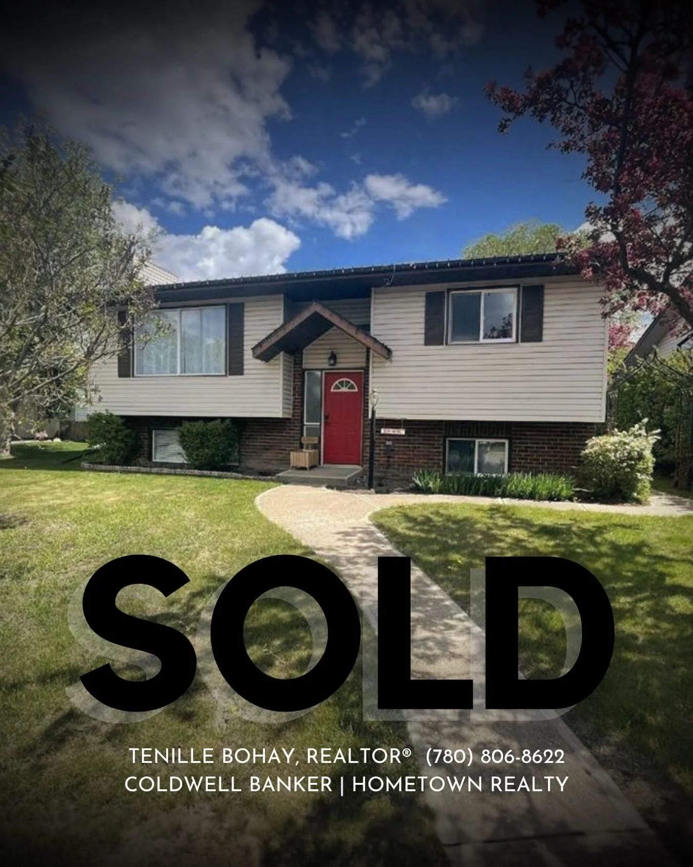 ✨SOLD✨

It&rsquo;s feel-good Friday, folks so I&rsquo;m sharing some happy news today!

It was kind of quick, and never even got a chance to hit the MLS - but I am so happy for both the sellers and buyer to have come together on this one! 

Thank you