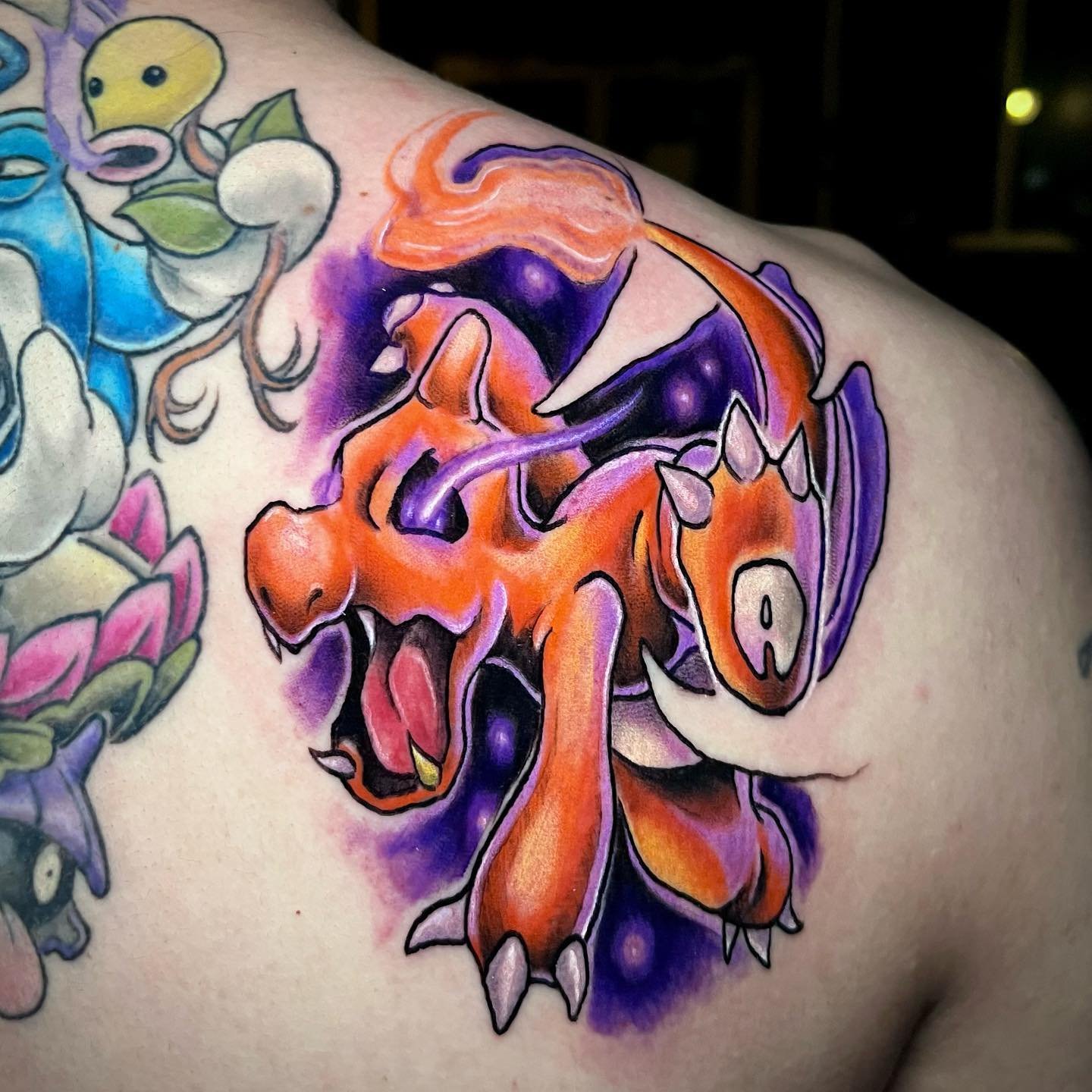 Charmeleon tattoo by artist @angel22_tattoo he&rsquo;s currently booking for March-April. Click the link in his bio for any inquiries.

#pokemontattoo #pokemontattoos #pokemonink #animetattoo #animeink #charmeleontattoo #charmandertattoo #charizardta