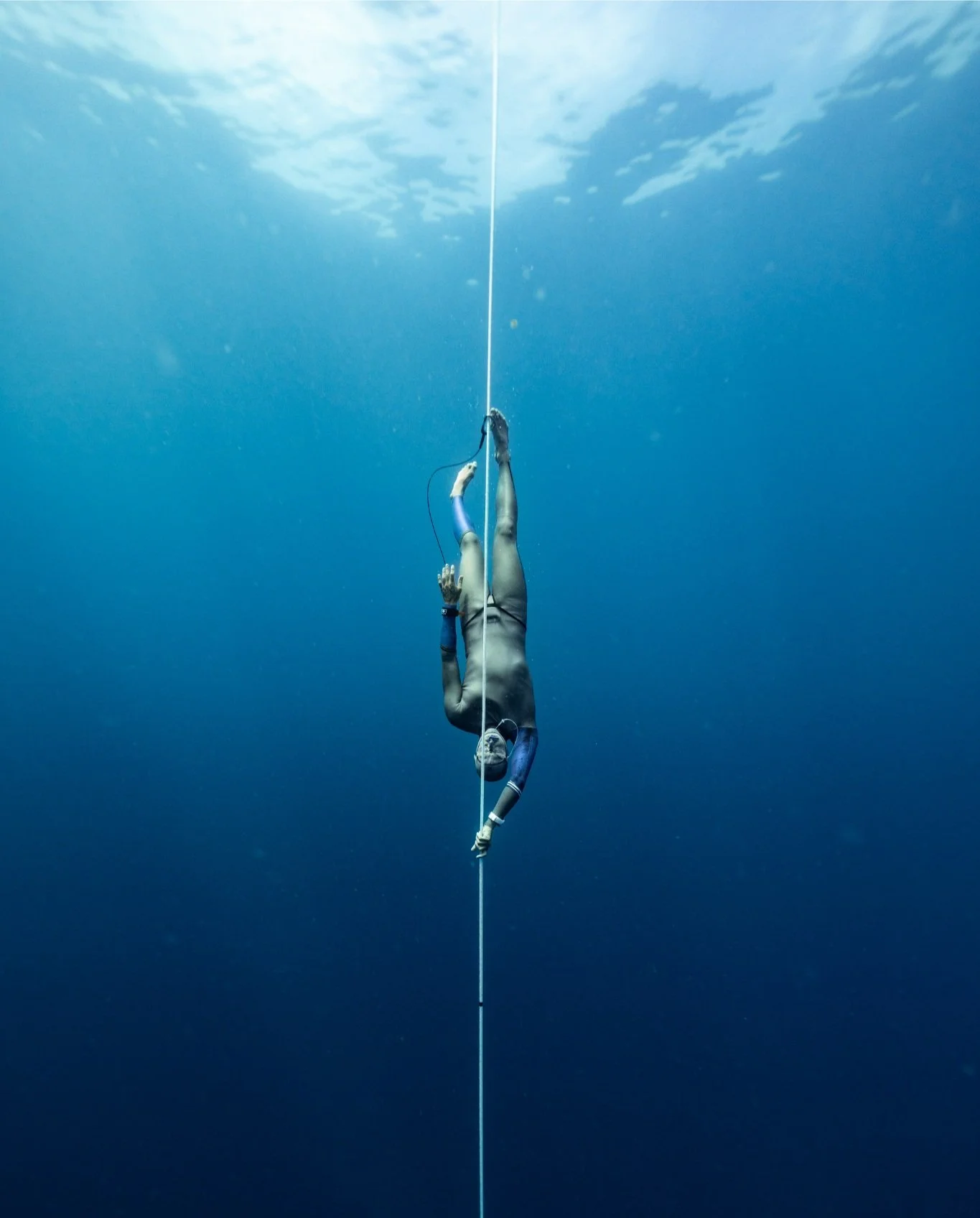 JARROD PERFORMING FIM DIVE