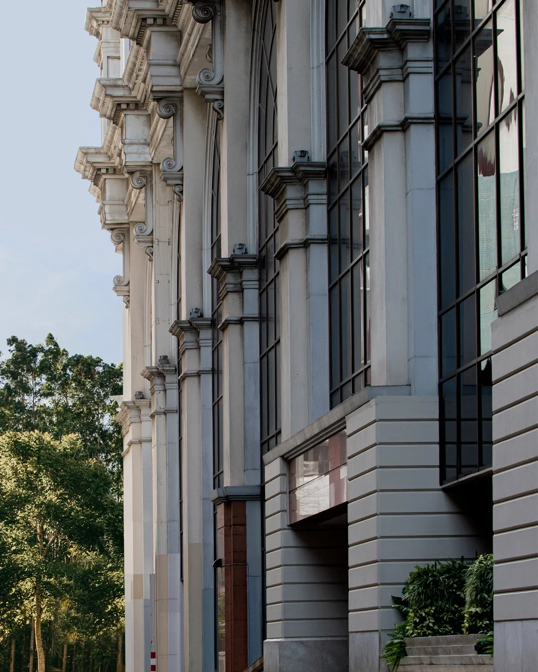 LEBUA Design5.jpg