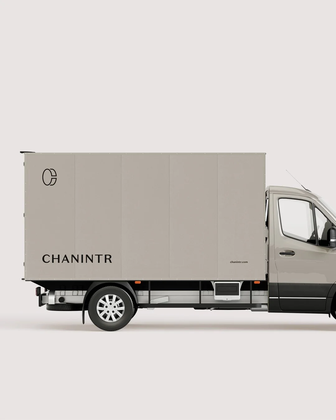 Chanintr1080x1350_0000_Layer 6.jpg
