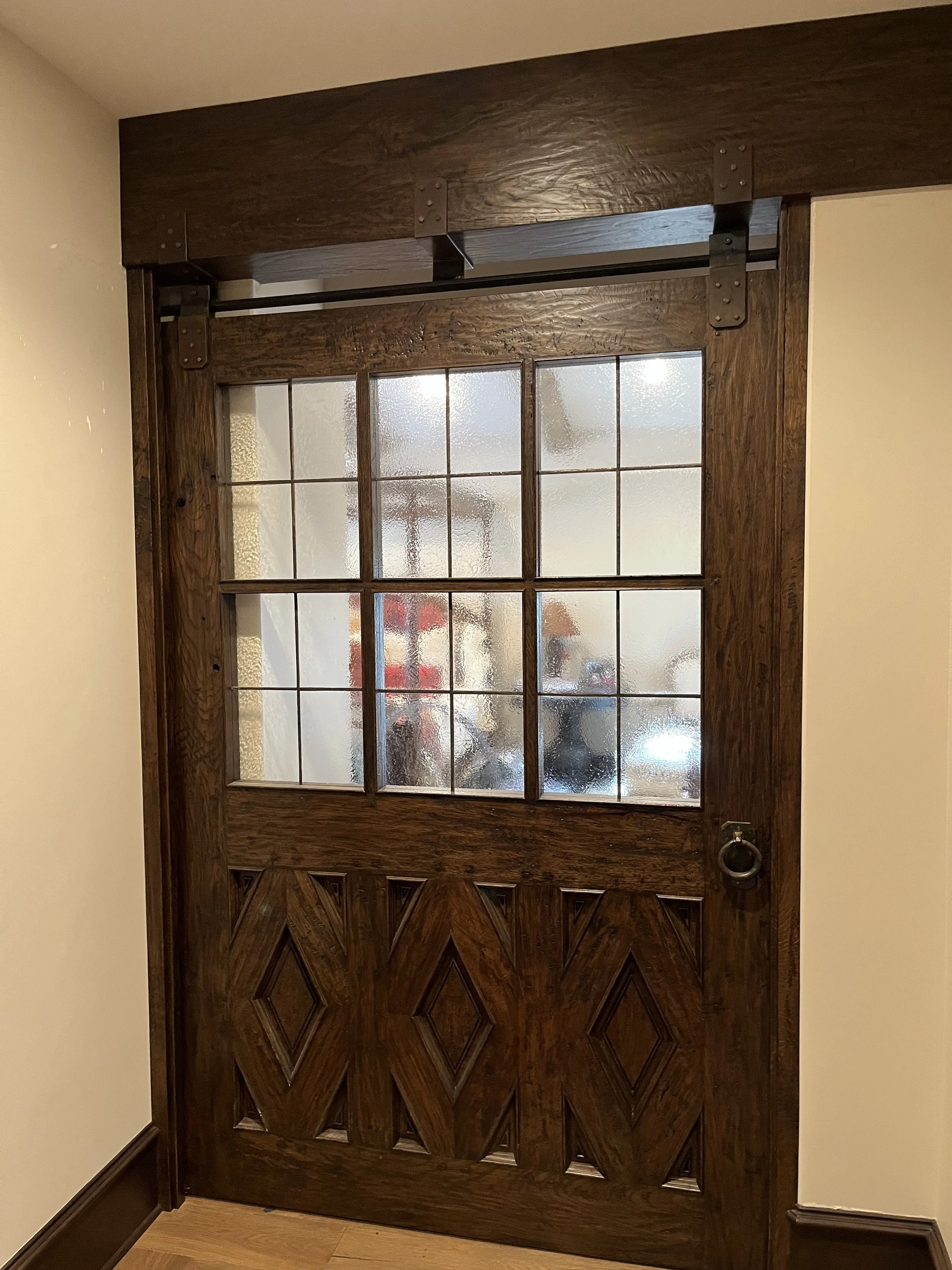 Locally Sourced Black Oak Trees for a Laguna Beach Home