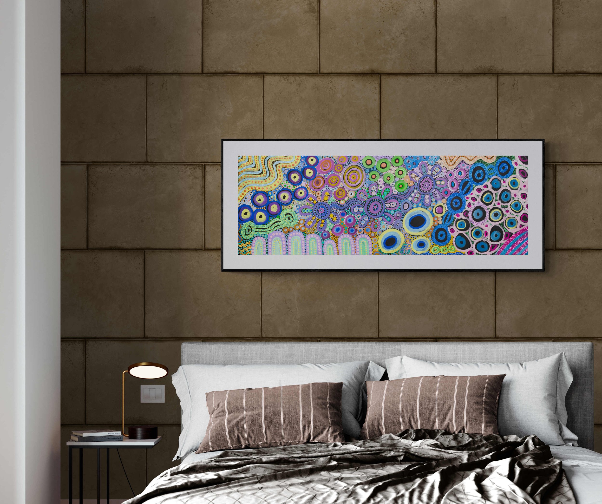 Modern_bedroom_with_side_table.jpg