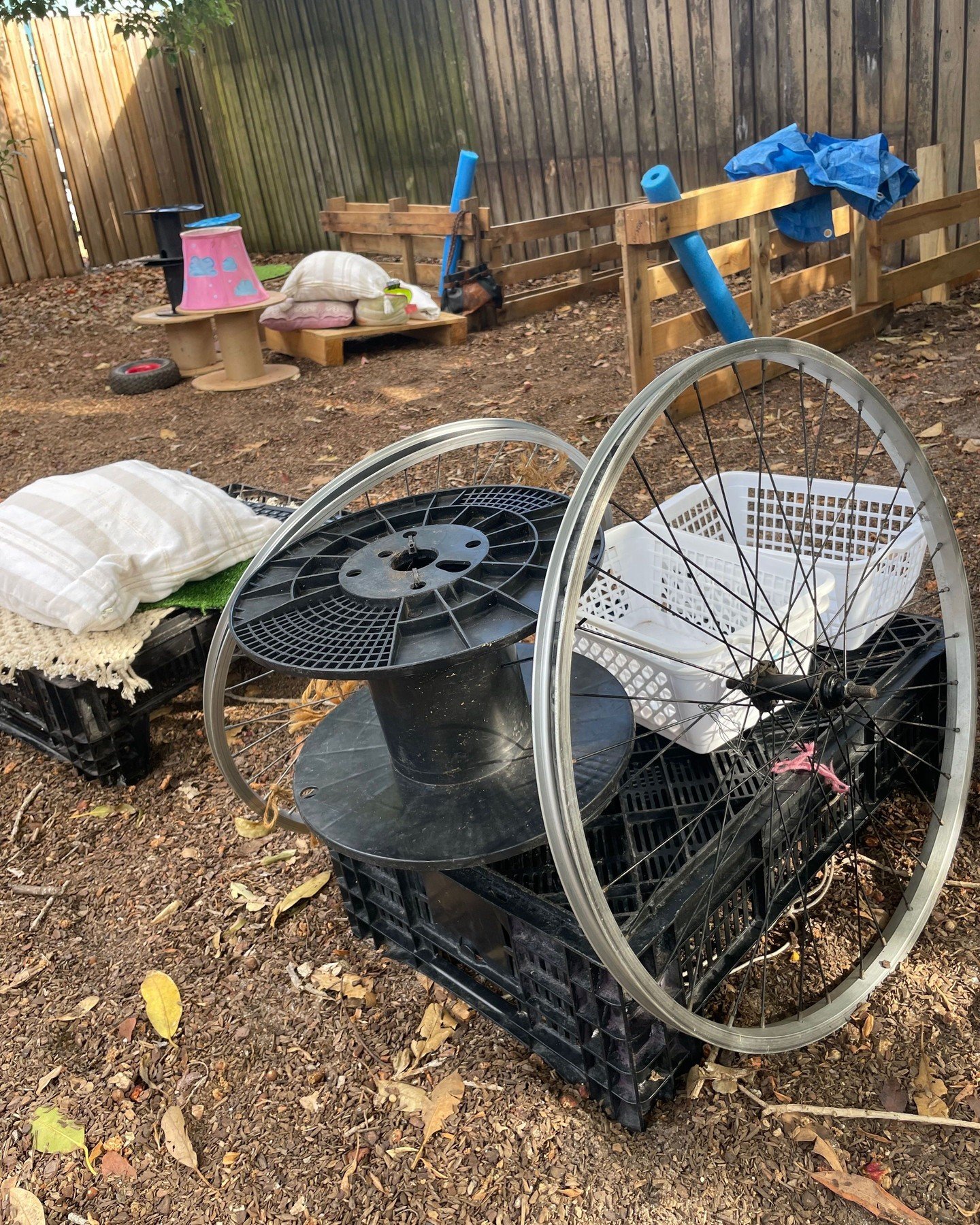 Kindy Incursion #1 &mdash; Loose Parts Play

Today wasn&rsquo;t just play&hellip; it was transformation.

When you give children loose parts, you&rsquo;re not giving them &ldquo;stuff&rdquo; &mdash; you&rsquo;re giving them possibility.
And when you 