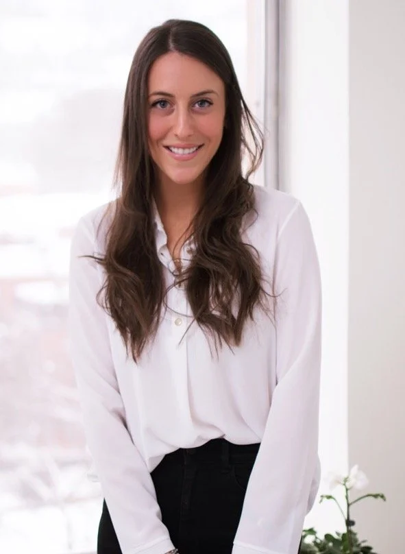 headshot.cropped (1).jpeg