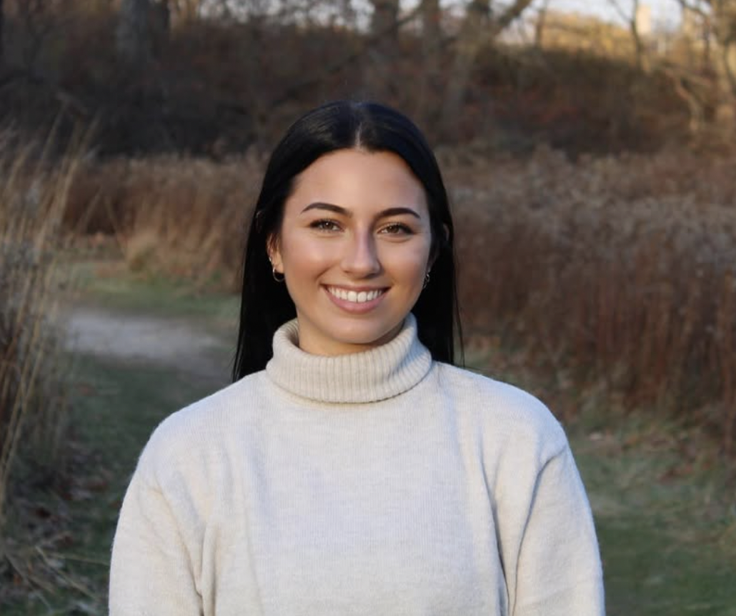 Meet Mina: A Physiotherapist Dedicated to Sport, Women’s Health, and Whole-Person Care