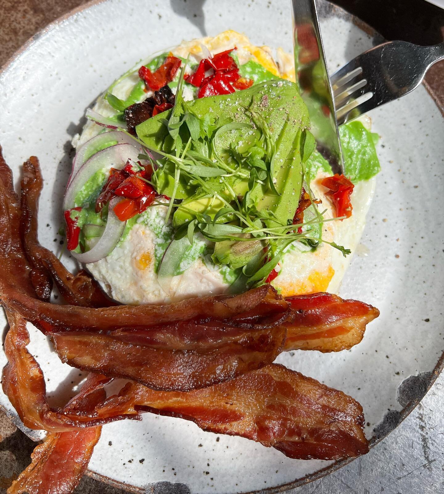 everything&rsquo;s better with a side of bacon 🤤