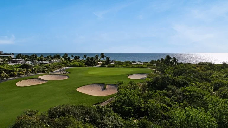 atelier-playa-mujeres-golf-img1.jpg