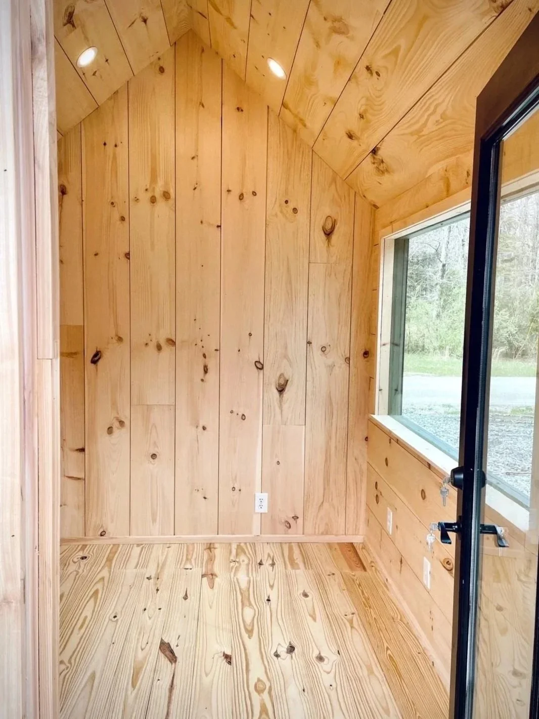 Customizable Studio Model Interior View