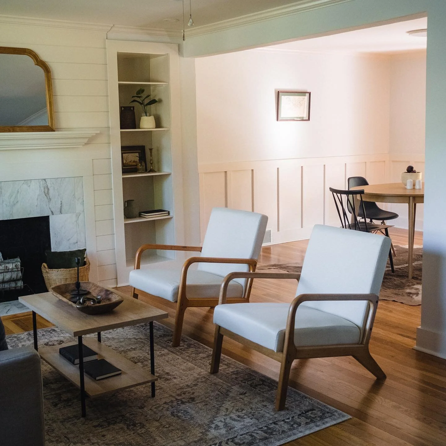 can&rsquo;t stop, won&rsquo;t stop sharing this beauty

&bull;
&bull;
&bull;

#propertystyling #homestaging #staging #propertystaging #interior444 #interiordesigninspo #kcrealestate #kchomes #kchomesforsale #missourirealestate #kcrealtors #kclifestyl