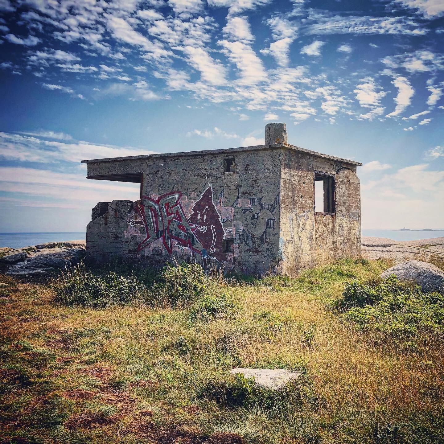 #duncanscove #novascotia #maritimes #canada🇨🇦 #bunker #ww2 #hikingadventures #atlanticocean #eastcoast
