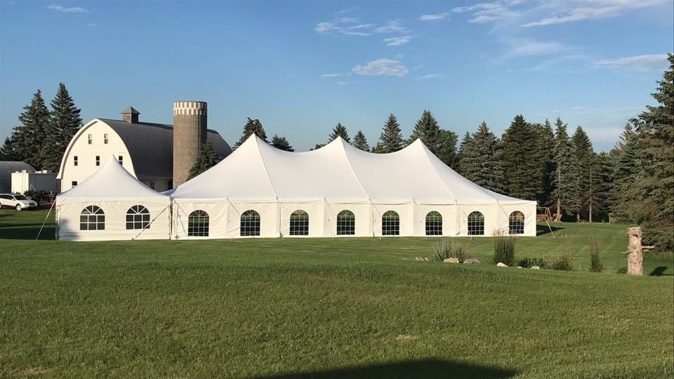  A tent allows you to incorporate nature’s beauty into your event aesthetic and also provide protection from its harsher elements like sun, rain, and snow. 