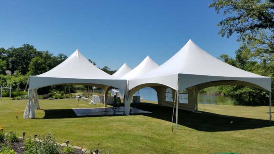  We’ve got a tent for every party!  Never worry about overcrowding since tent rentals are easy to size up or size down and allow versatility for people to quietly come and go as they please.  